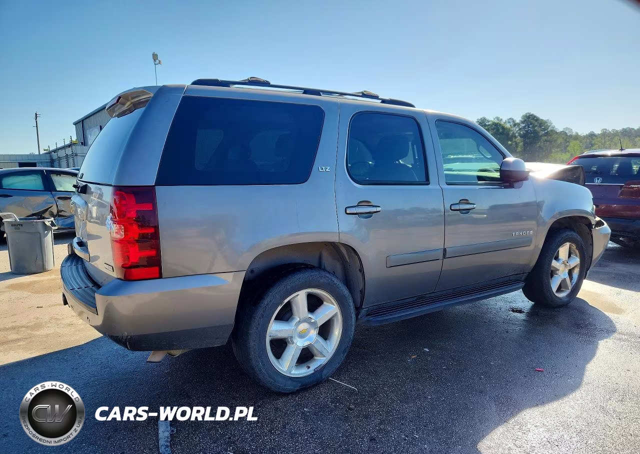2007 Chevrolet Tahoe K1500 VIN:1GNFK13067J176374 - 3