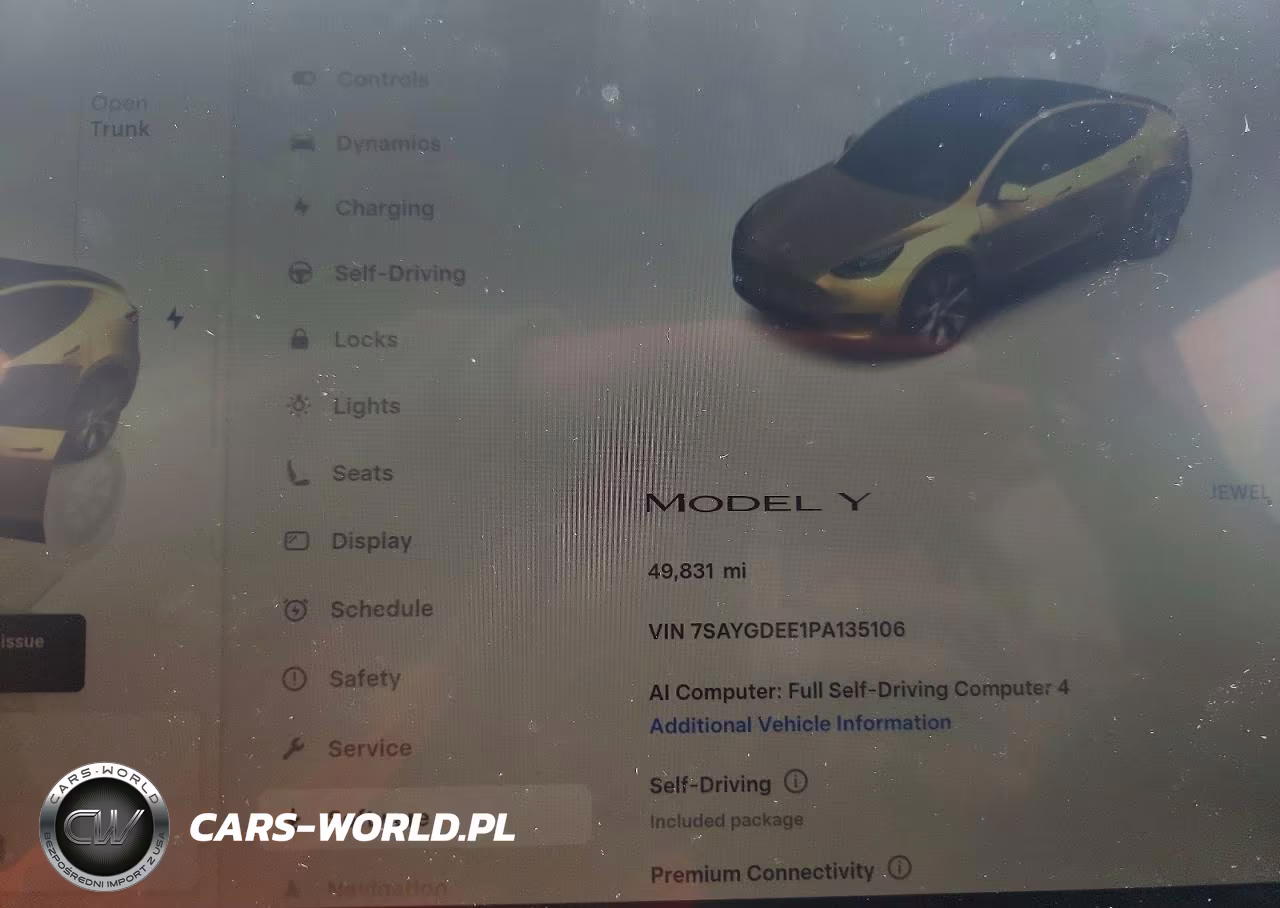 2023 Tesla Model Y VIN:7SAYGDEE1PA135106 - 9