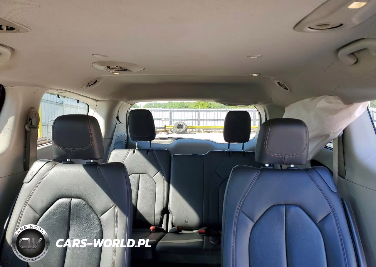2018 CHRYSLER PACIFICA TOURING L VIN:2C4RC1BG6JR253880 - 10