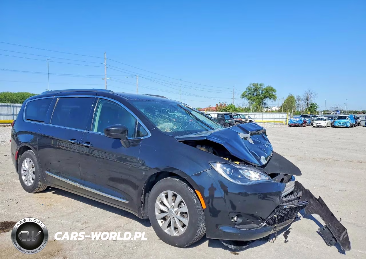 2018 CHRYSLER PACIFICA TOURING L VIN:2C4RC1BG6JR253880 - 4