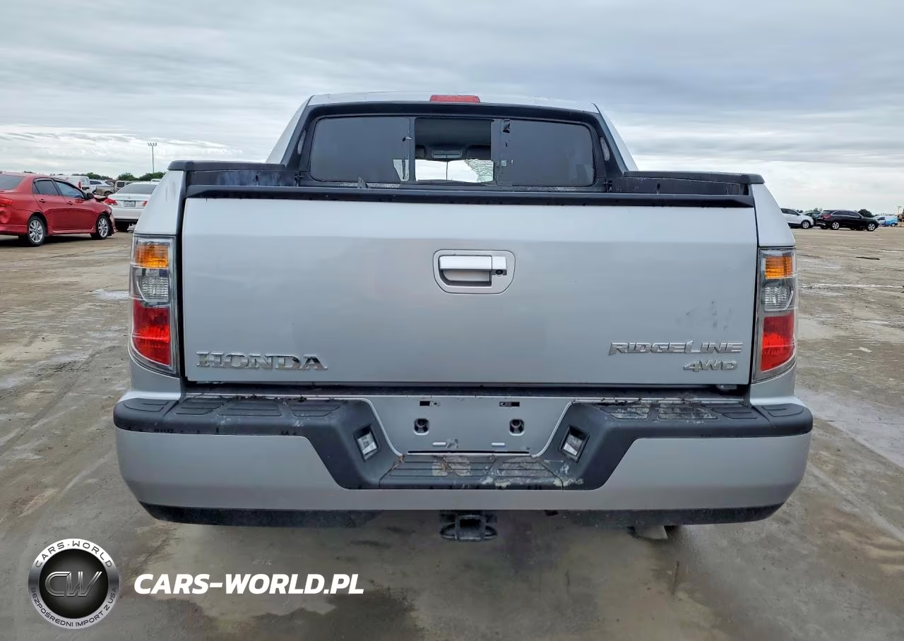 2014 Honda Ridgeline Sport VIN:5FPYK1F79EB002496 - 6