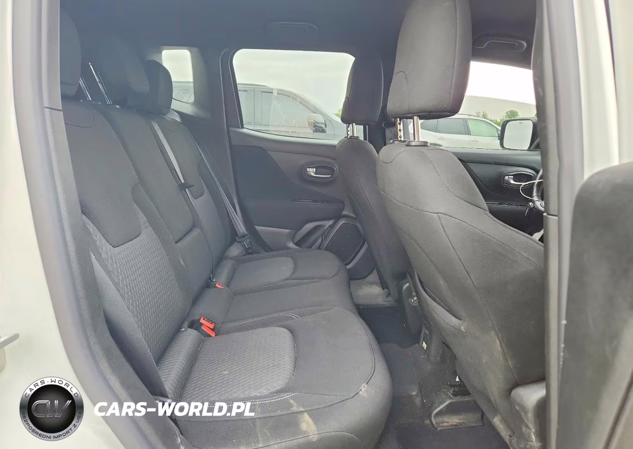2021 Jeep Renegade Latitude VIN:ZACNJCB15MPN29645 - 10