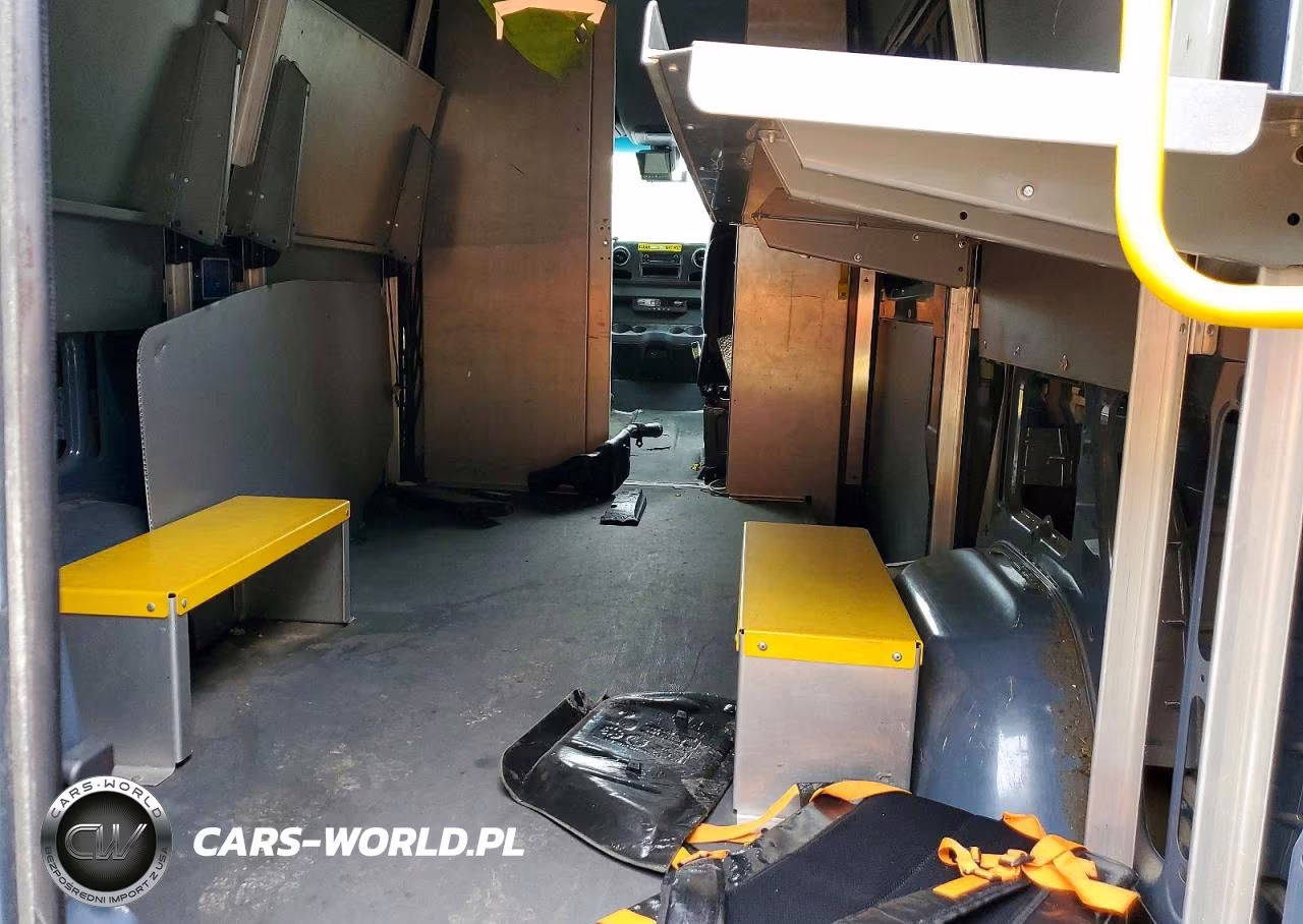 2019 Mercedes-Benz Sprinter 2500-3500 VIN:WD4PF0CD4KP091818 - 10