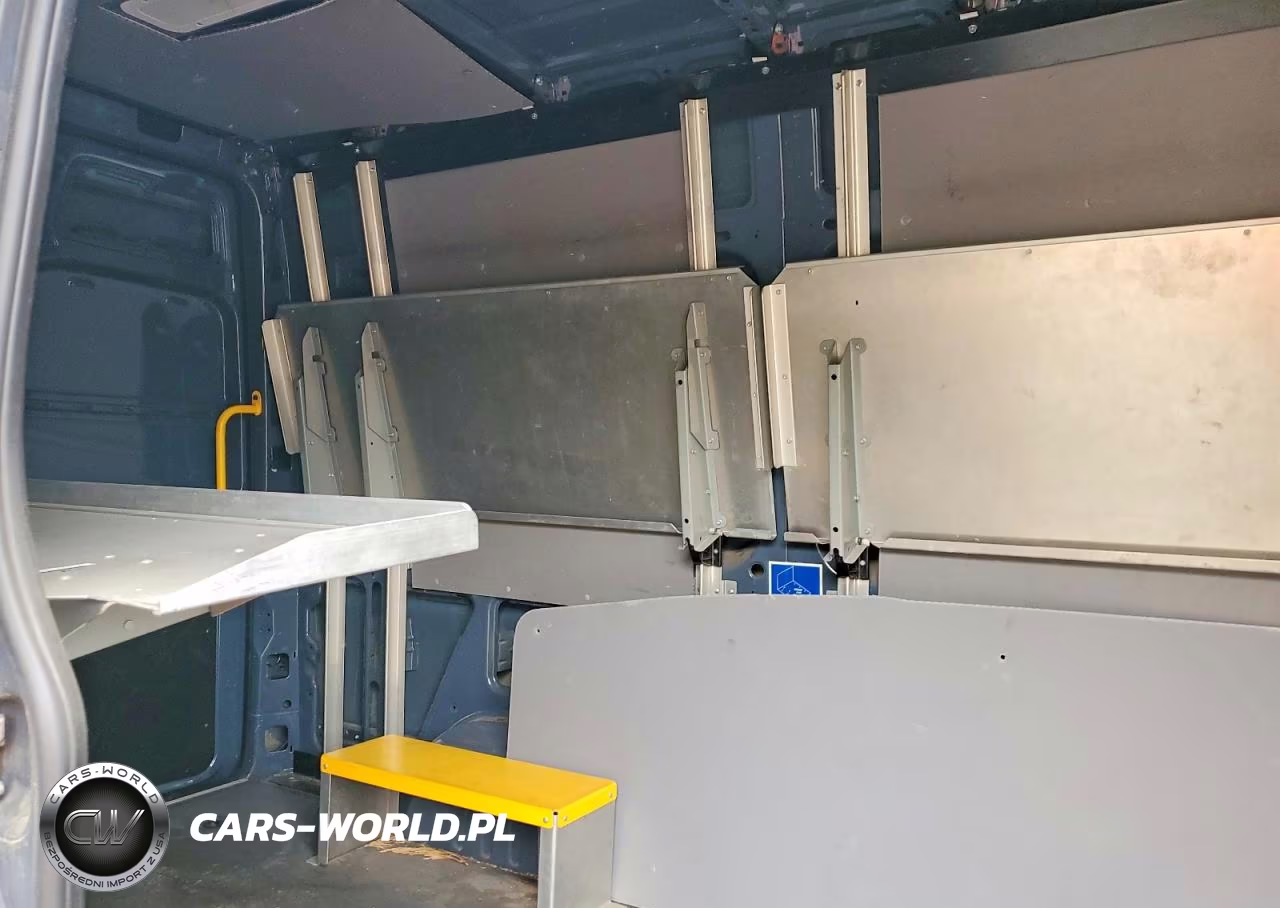 2019 Mercedes-Benz Sprinter 2500-3500 VIN:WD4PF0CD4KP091818 - 11