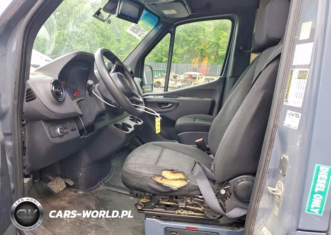 2019 Mercedes-Benz Sprinter 2500-3500 VIN:WD4PF0CD4KP091818 - 7