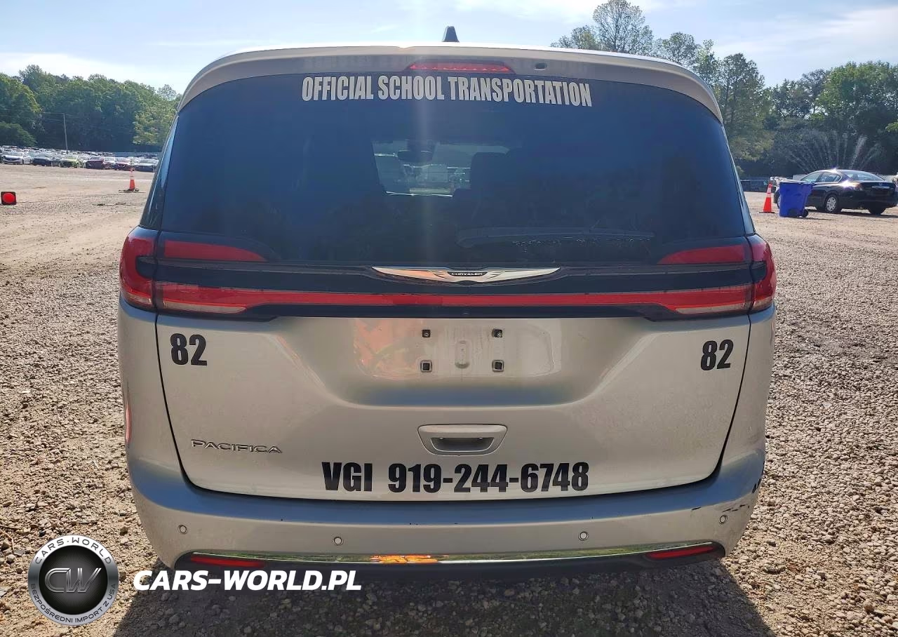 2024 Chrysler Pacifica Touring L VIN:2C4RC1BG8RR147975 - 6
