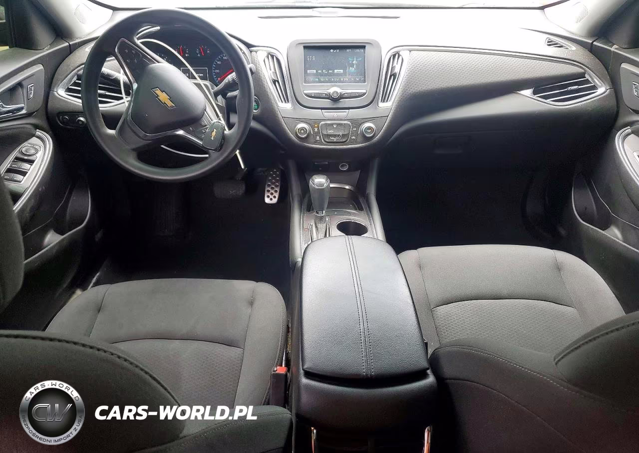 2017 Chevrolet Malibu Lt VIN:1G1ZE5ST9HF141678 - 8