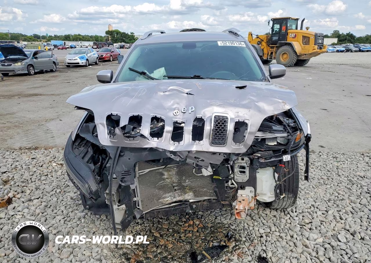 2019 Jeep Cherokee Latitude VIN:1C4PJLCB0KD242664 - 5
