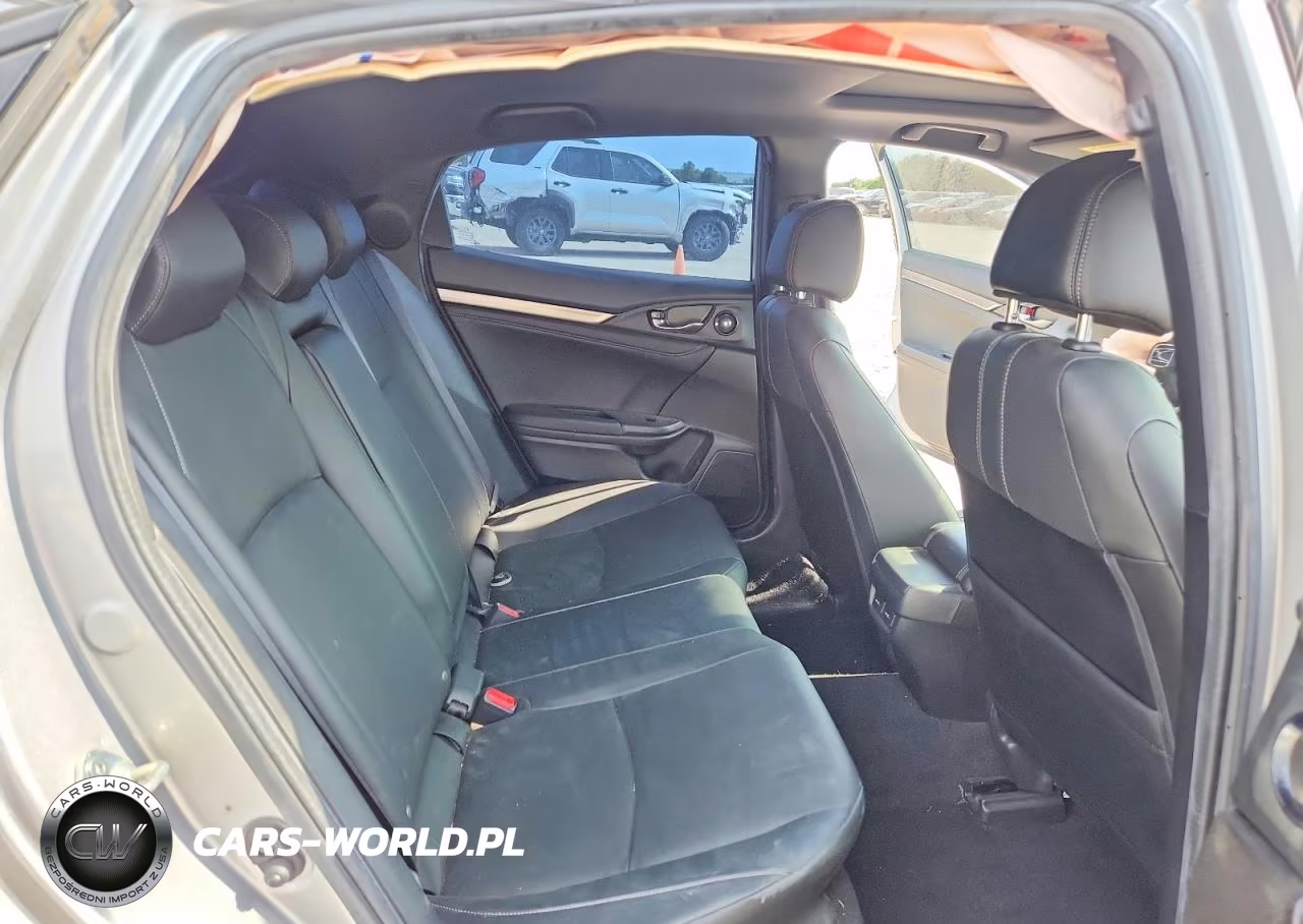 2018 Honda Civic Sport Touring VIN:SHHFK7H91JU231328 - 10
