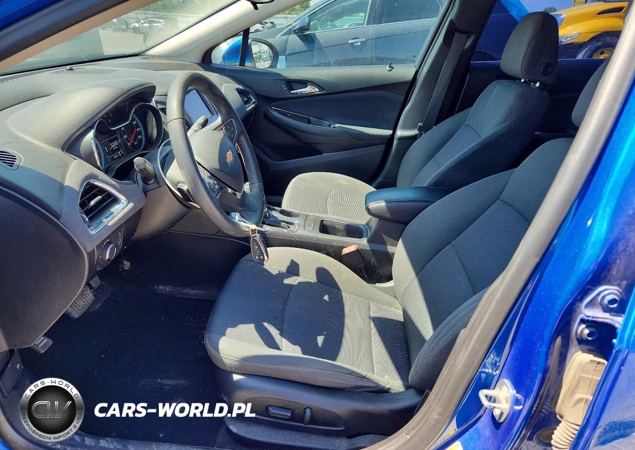 2018 Chevrolet Cruze Lt VIN:1G1BE5SM9J7246375 - 7
