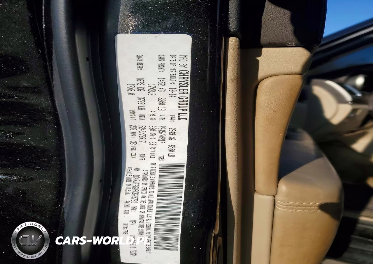 2015 Jeep Grand Cherokee Overland VIN:1C4RJECT9FC793345 - 13