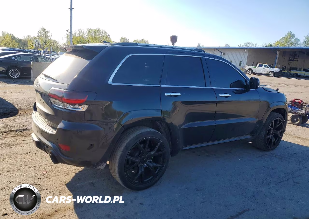 2015 Jeep Grand Cherokee Overland VIN:1C4RJECT9FC793345 - 3