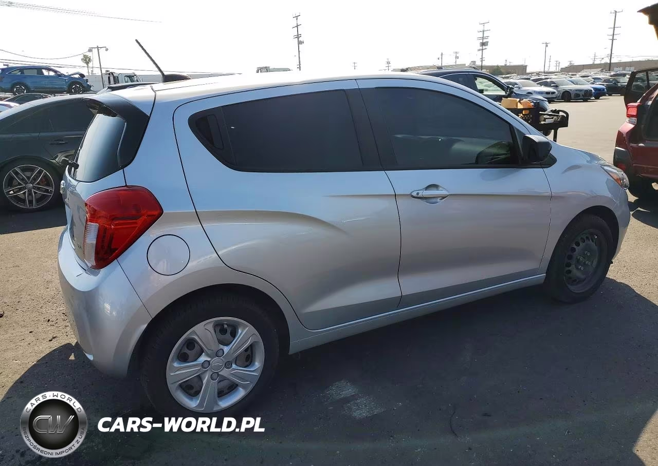 2020 Chevrolet Spark Ls VIN:KL8CB6SA3LC458904 - 3