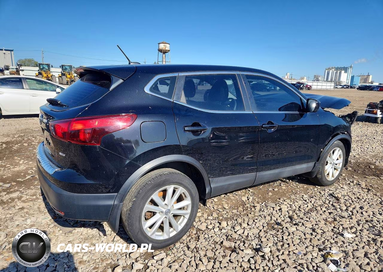 2017 Nissan Rogue Sport S VIN:JN1BJ1CR8HW114104 - 3