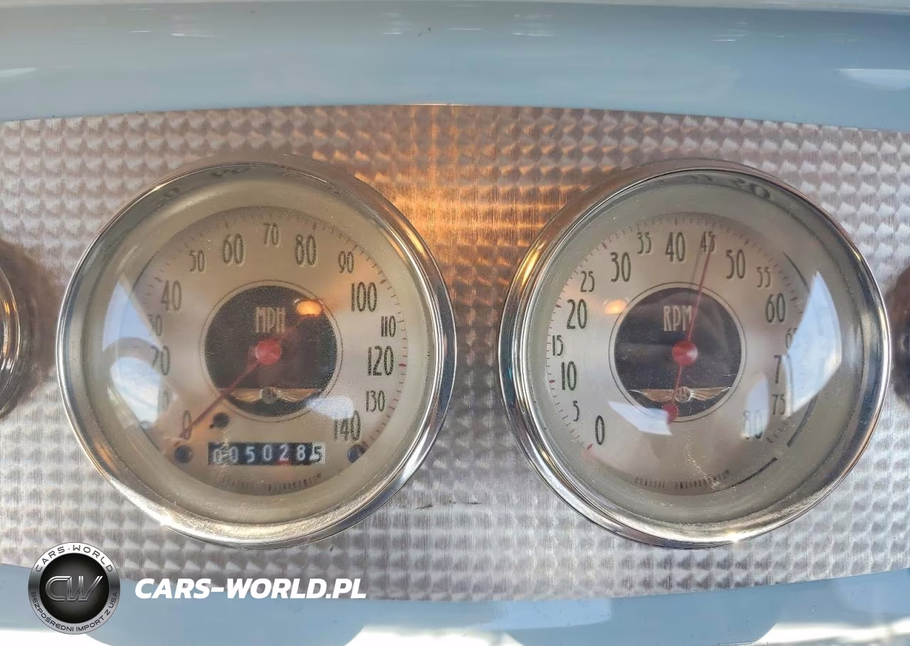 1932 Ford Model B VIN:BB325WC5565811200 - 9