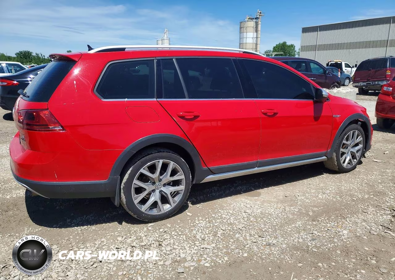 2017 Volkswagen Golf Alltrack S VIN:3VWH17AU8HM513870 - 3