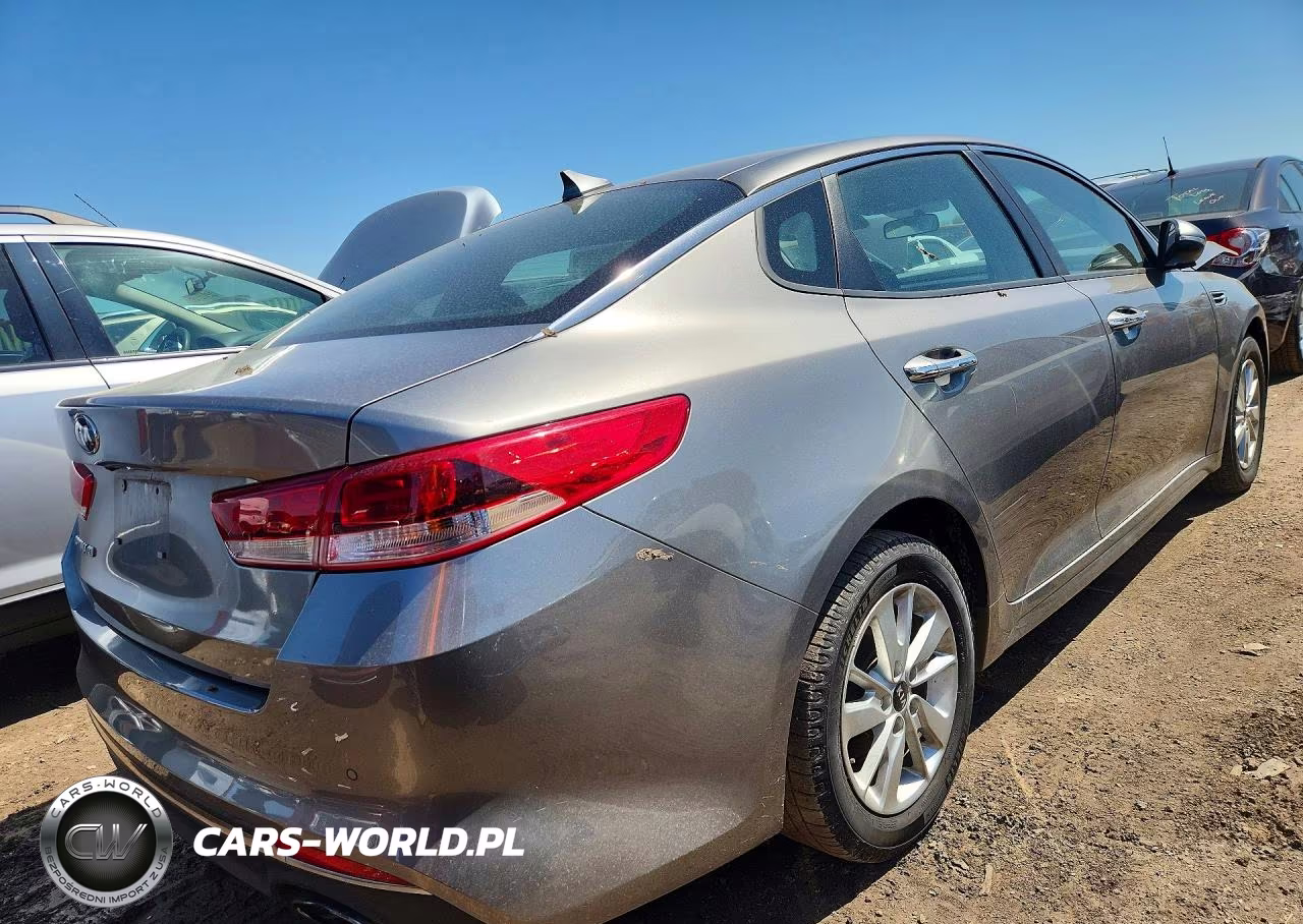 2018 Kia Optima Lx VIN:5XXGT4L33JG229047 - 3