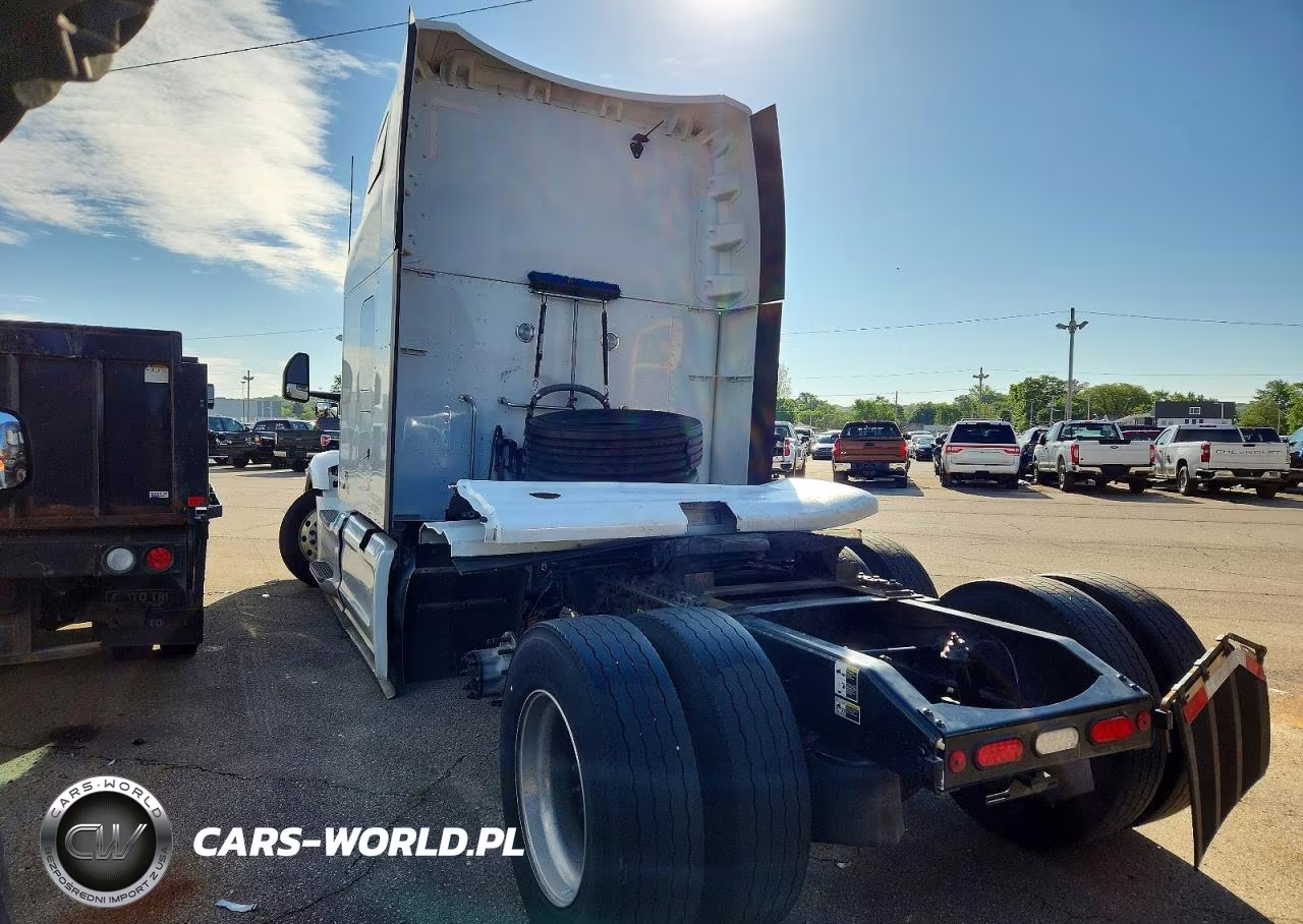 2024 Peterbilt 579 Semi Truck VIN:1XPBD49X8RD638652 - 3