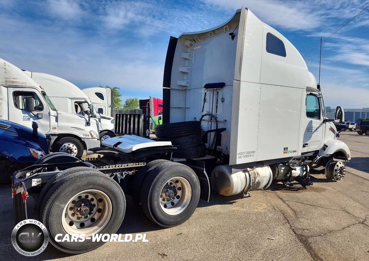 2024 Peterbilt 579 Semi Truck VIN:1XPBD49X8RD638652 - 4