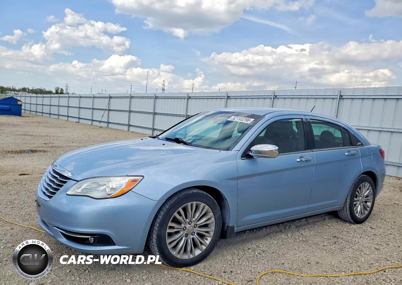 2013 Chrysler 200 Limited – zdjęcie 1 z 12