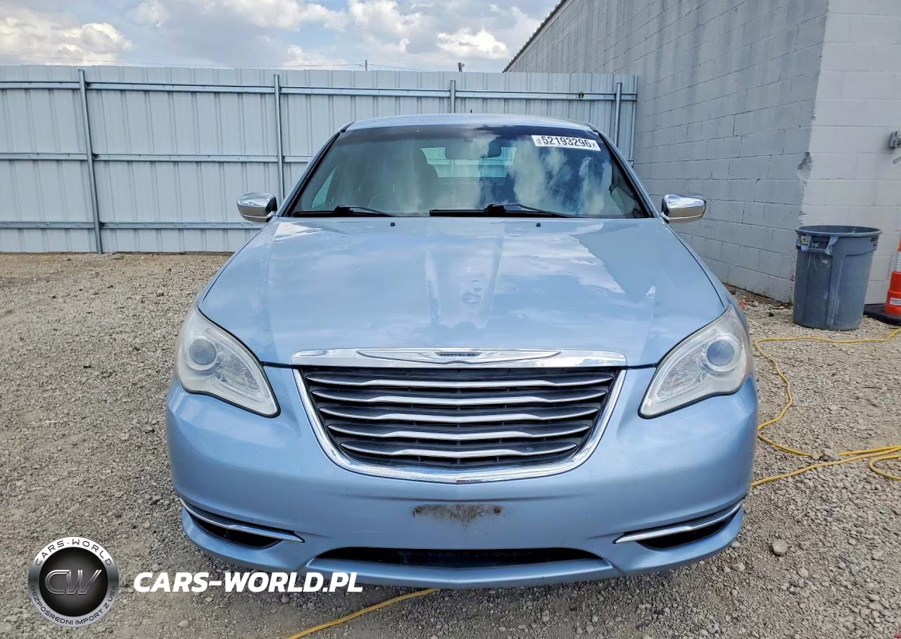 2013 Chrysler 200 Limited VIN:1C3CCBCG5DN598110 - 5