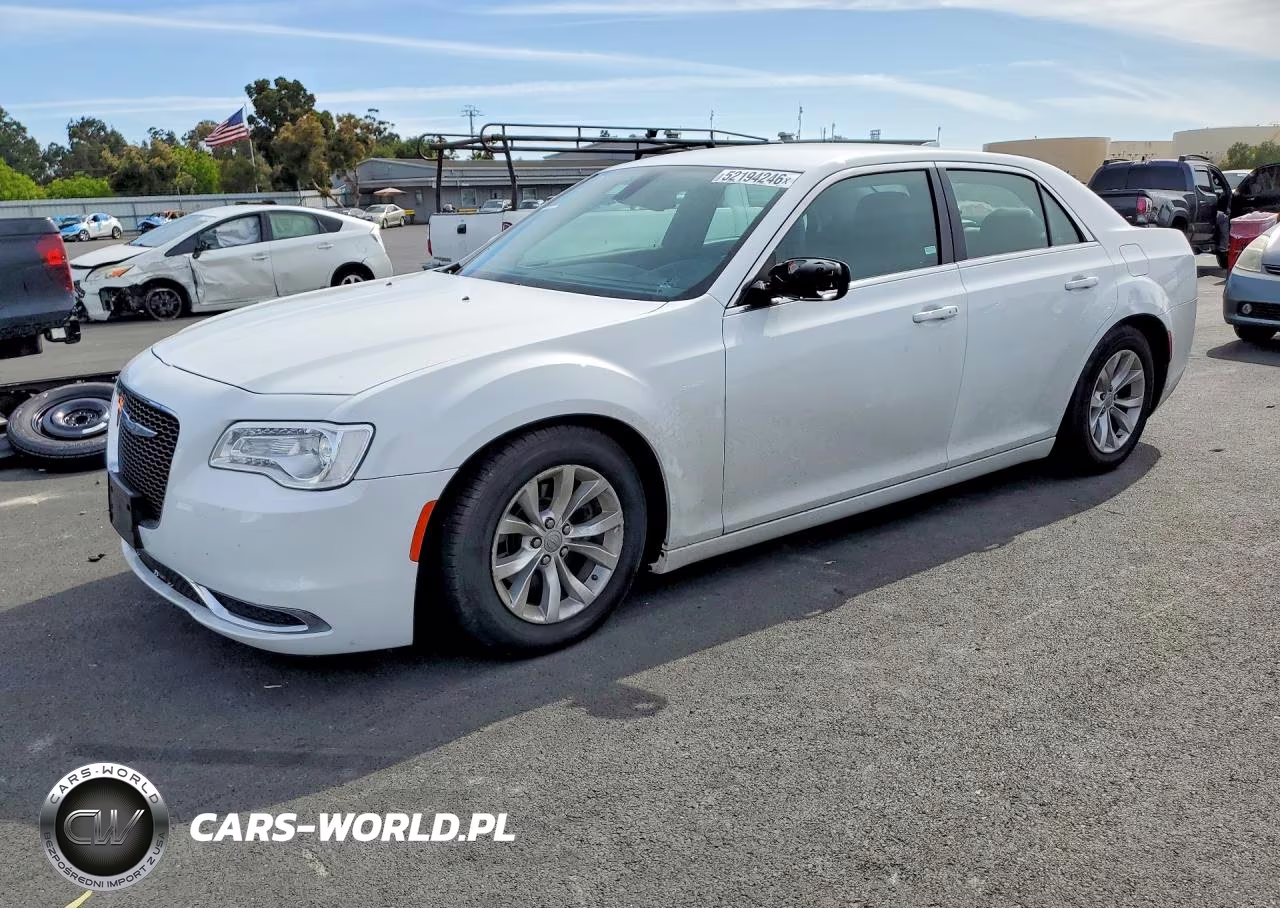 2015 Chrysler 300 Limited