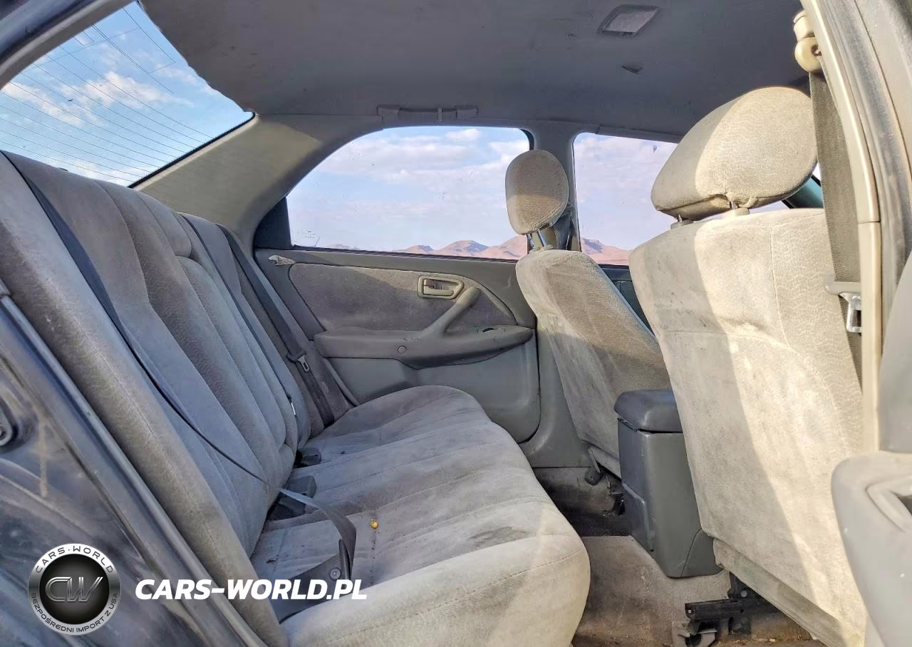 1998 Toyota Camry Le VIN:JT2BG22K2W0110743 - 10