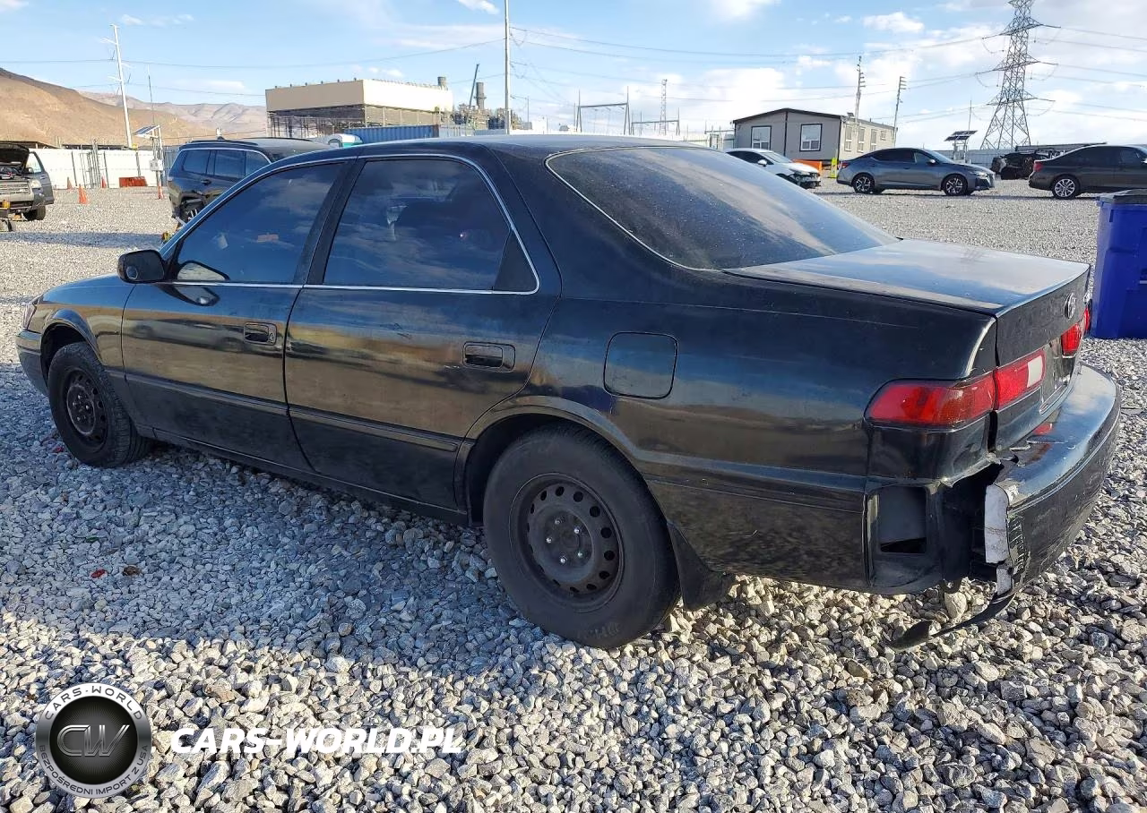 1998 Toyota Camry Le VIN:JT2BG22K2W0110743 - 2