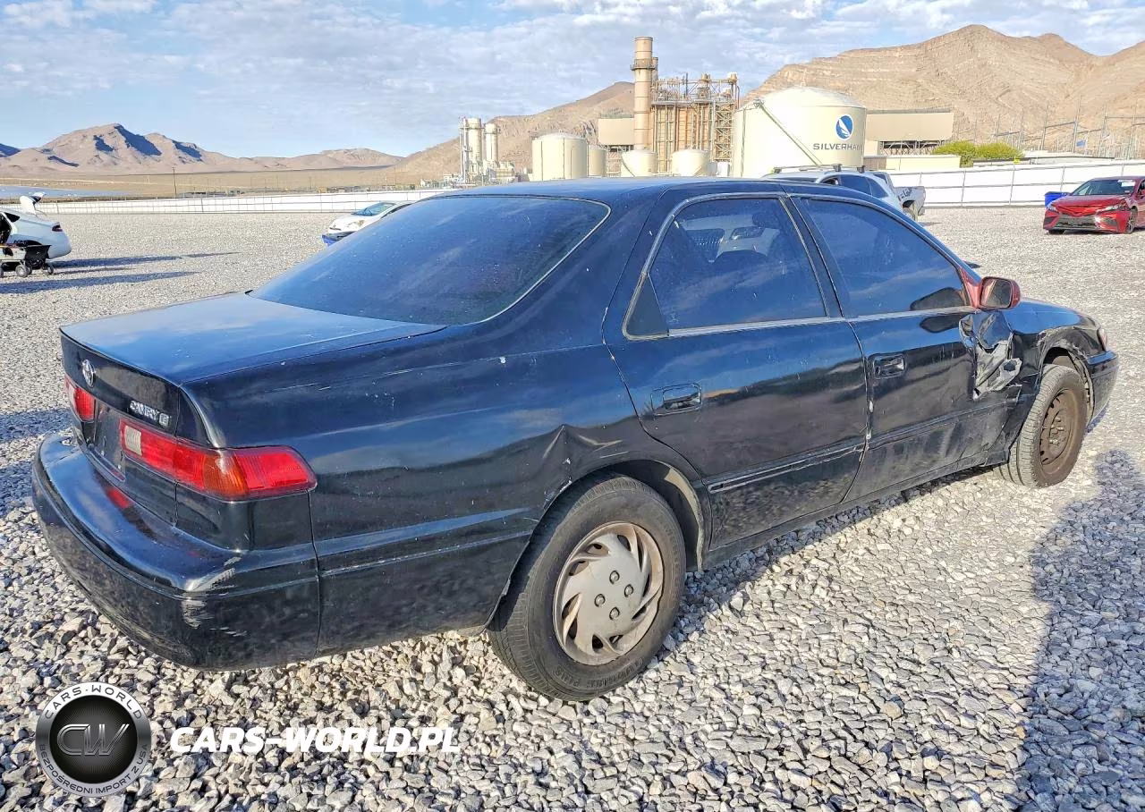 1998 Toyota Camry Le VIN:JT2BG22K2W0110743 - 3