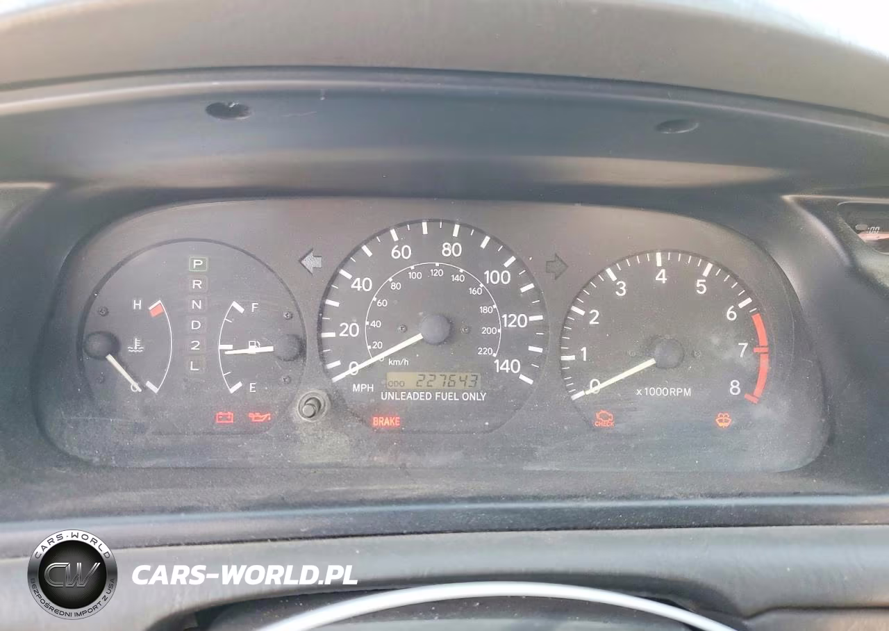 1998 Toyota Camry Le VIN:JT2BG22K2W0110743 - 9