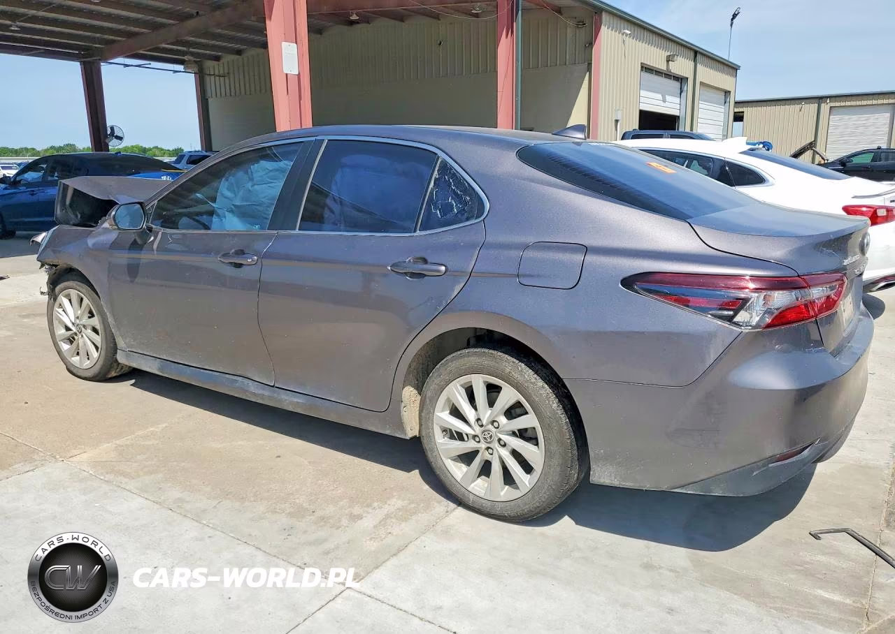 2022 Toyota Camry Le VIN:4T1R11AK8NU634663 - 2