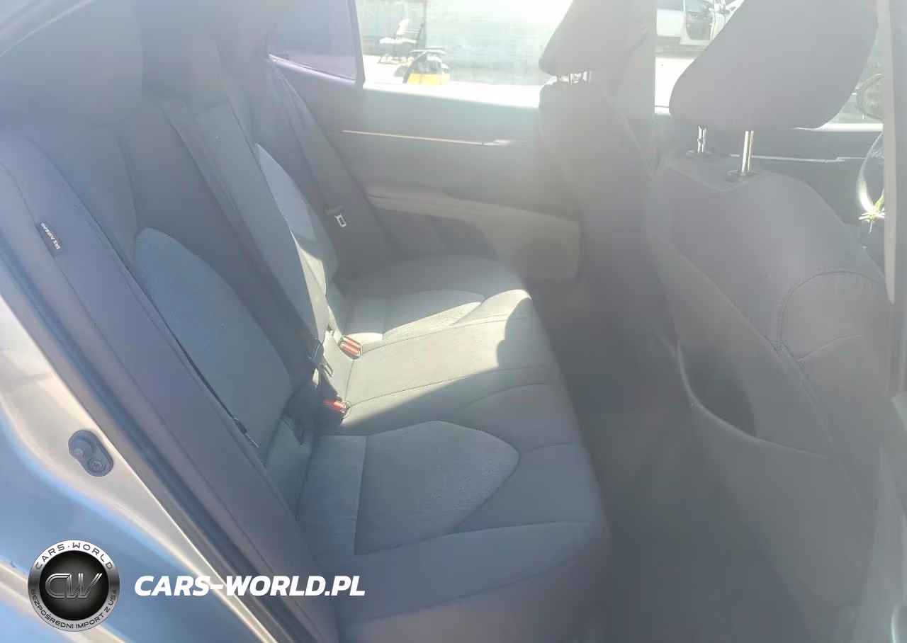 2020 Toyota Camry L VIN:4T1A11AK4LU995351 - 10