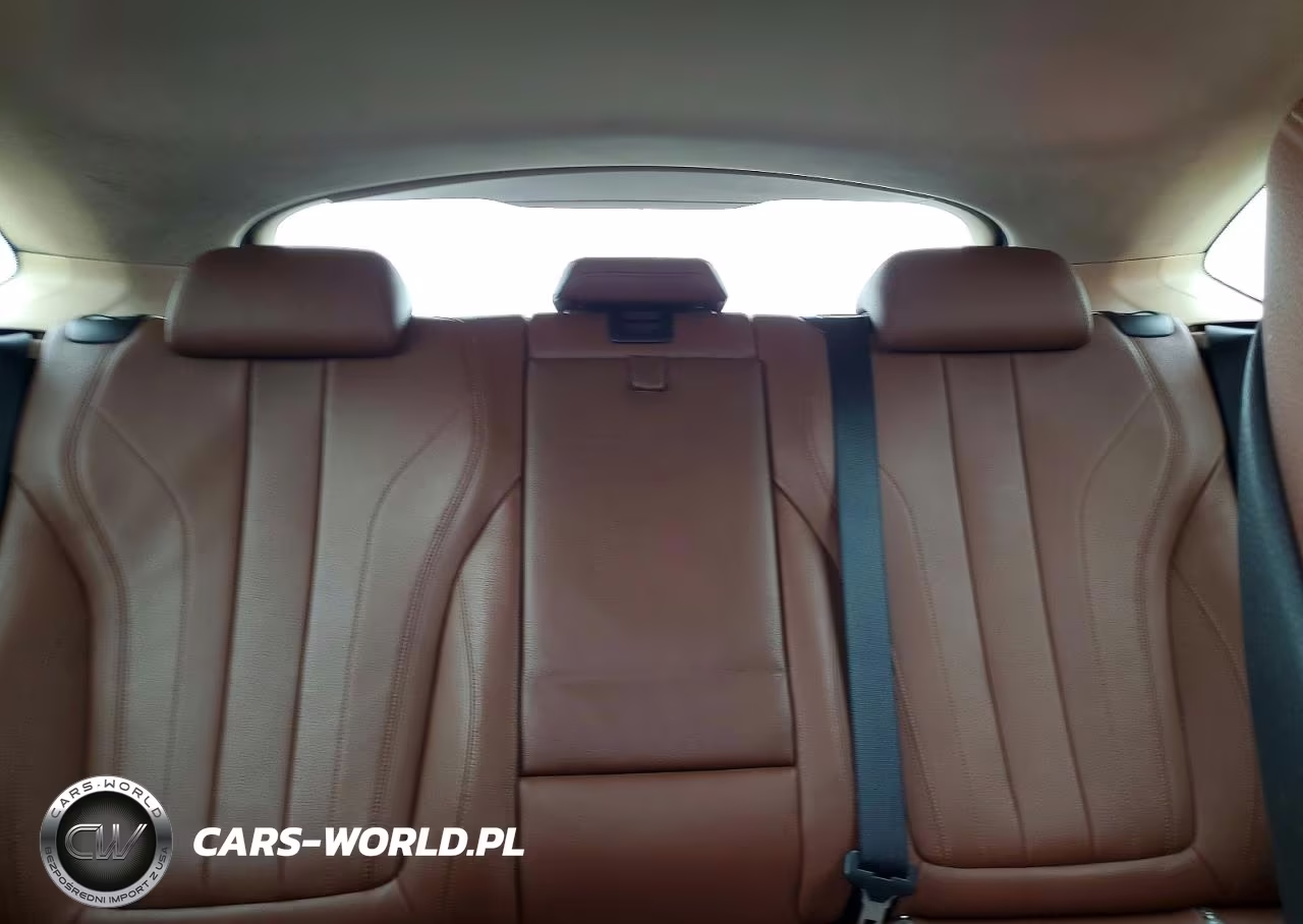 2015 BMW X6 xDrive35I VIN:5UXKU2C54F0N76973 - 10