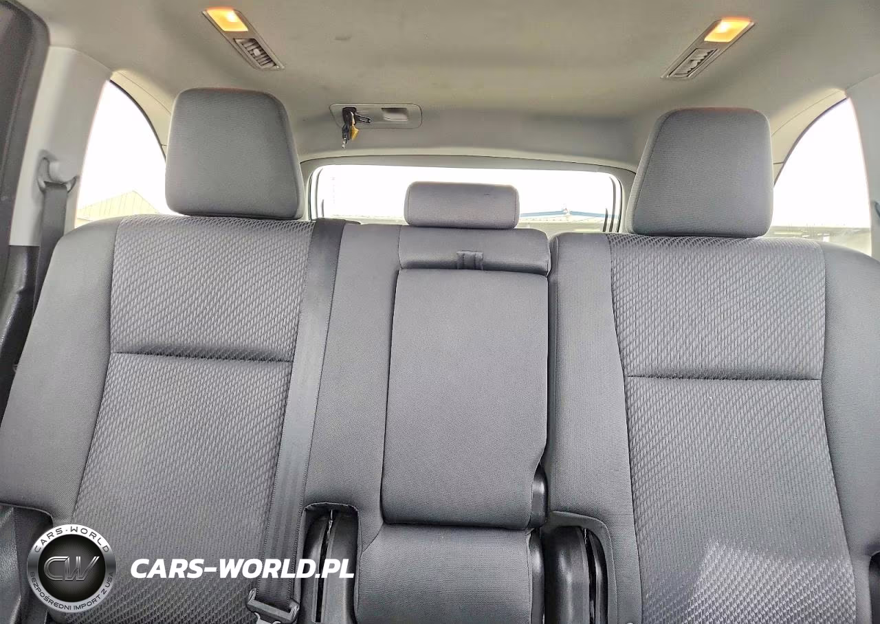 2015 Toyota Highlander Le VIN:5TDBKRFH2FS177658 - 10