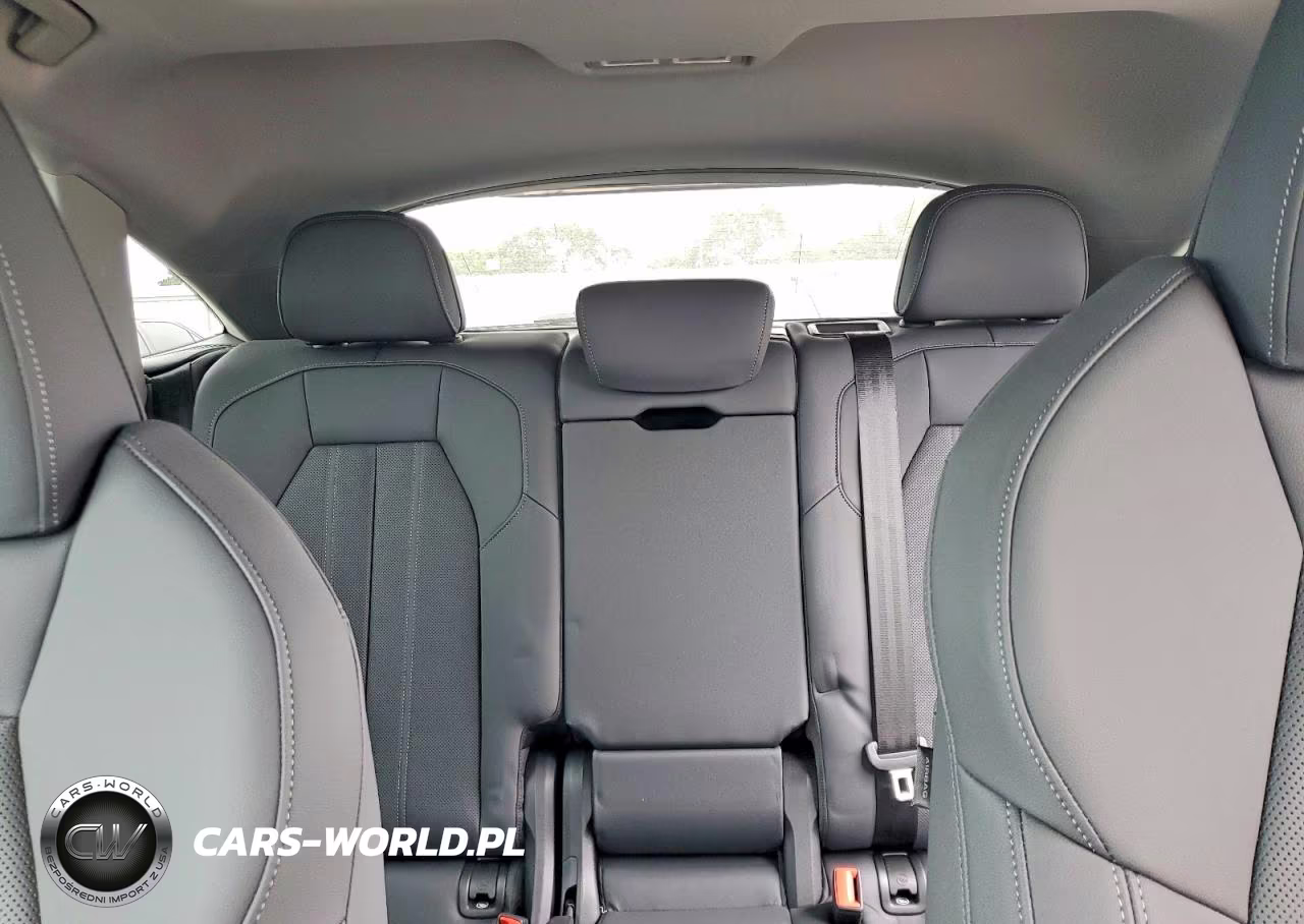 2025 Audi Q5 Sportback Premium Plus VIN:WA1EAAGU7S2061834 - 10