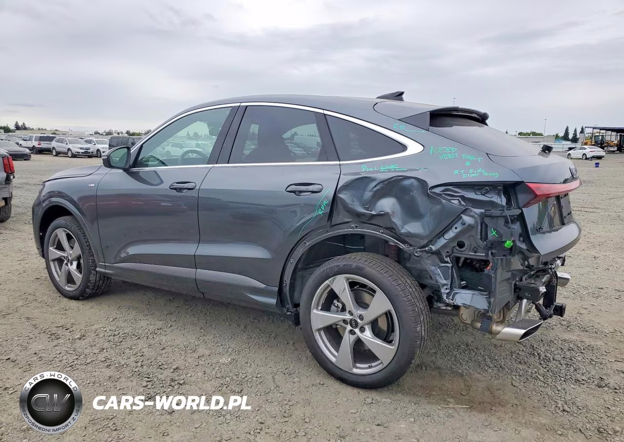 2025 Audi Q5 Sportback Premium Plus VIN:WA1EAAGU7S2061834 - 2