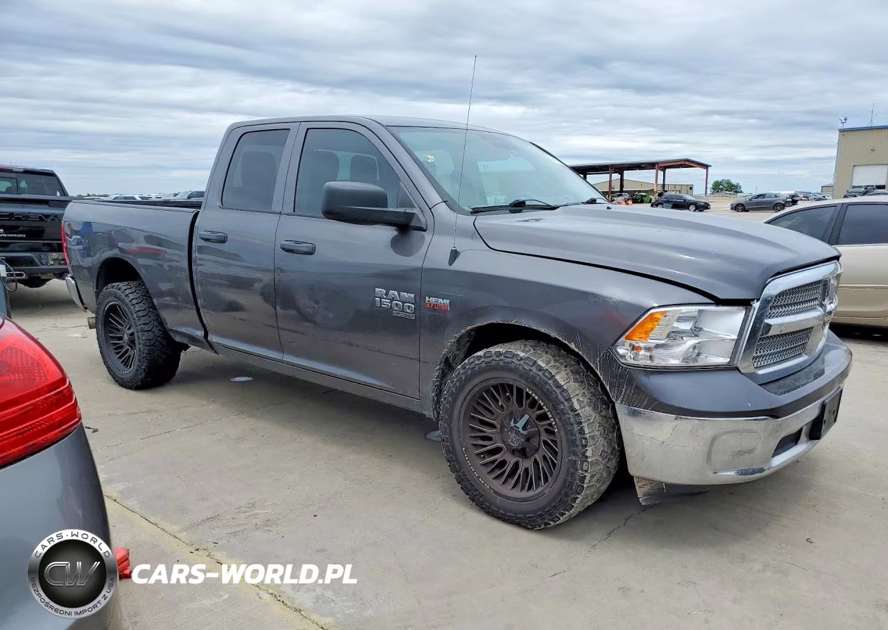 2020 Ram 1500 Classic Tradesman VIN:1C6RR6FT9LS119540 - 4