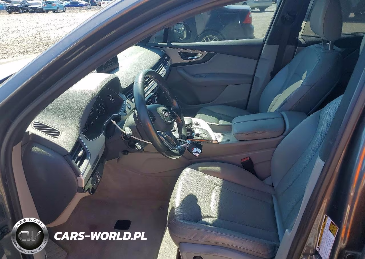 2018 Audi Q7 Premium Plus VIN:WA1LHAF76JD036795 - 7