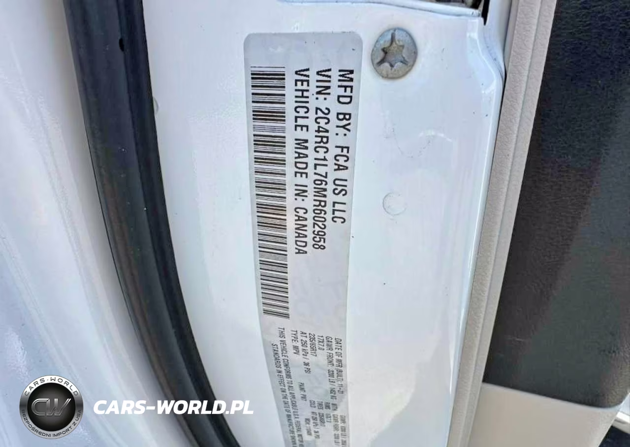 2021 Chrysler Pacifica Hybrid Touring L VIN:2C4RC1L76MR602958 - 10