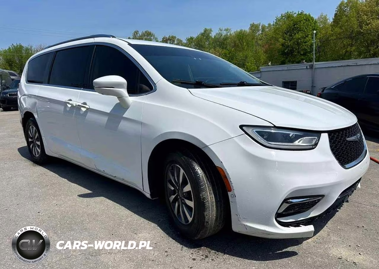 2021 Chrysler Pacifica Hybrid Touring L VIN:2C4RC1L76MR602958 - 4