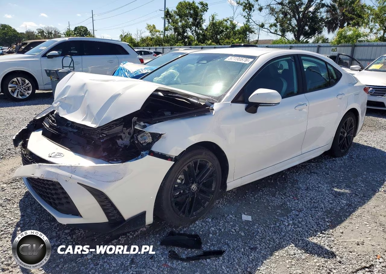 2025 Toyota Camry – zdjęcie 1 z 12