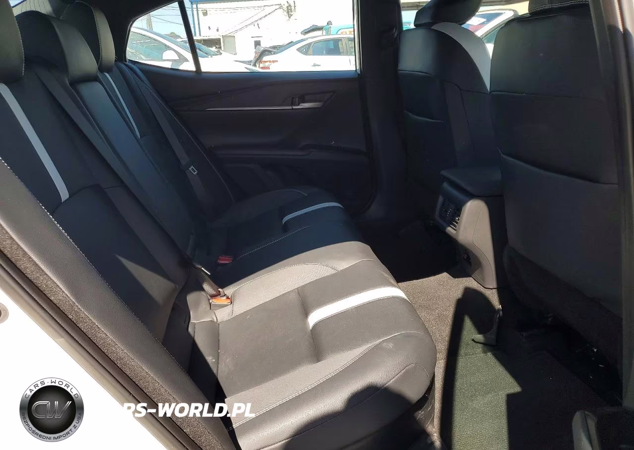 2025 Toyota Camry VIN:4T1DAACK8SU040500 - 10