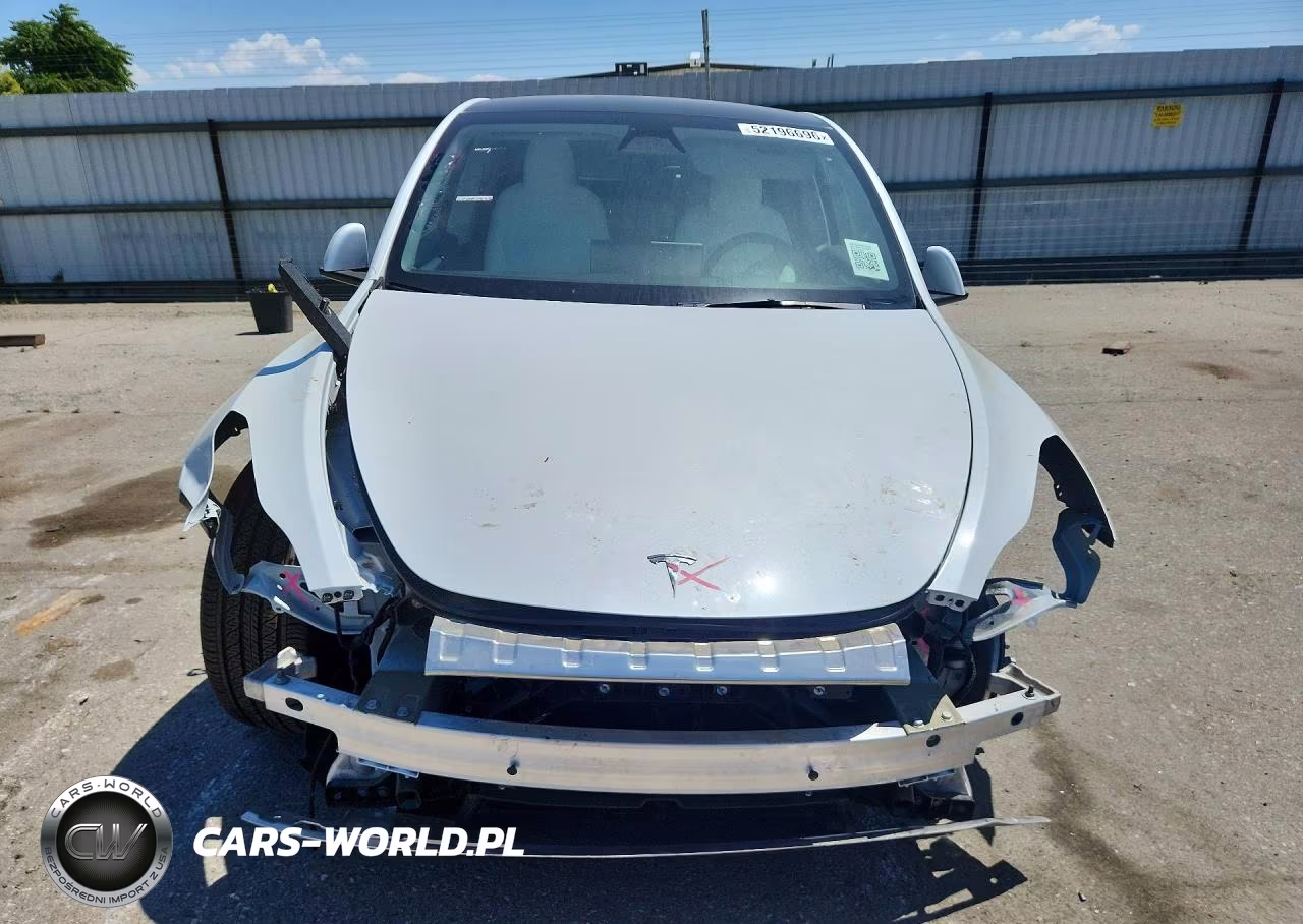 2025 Tesla Model Y VIN:7SAYGDED0SF228833 - 5