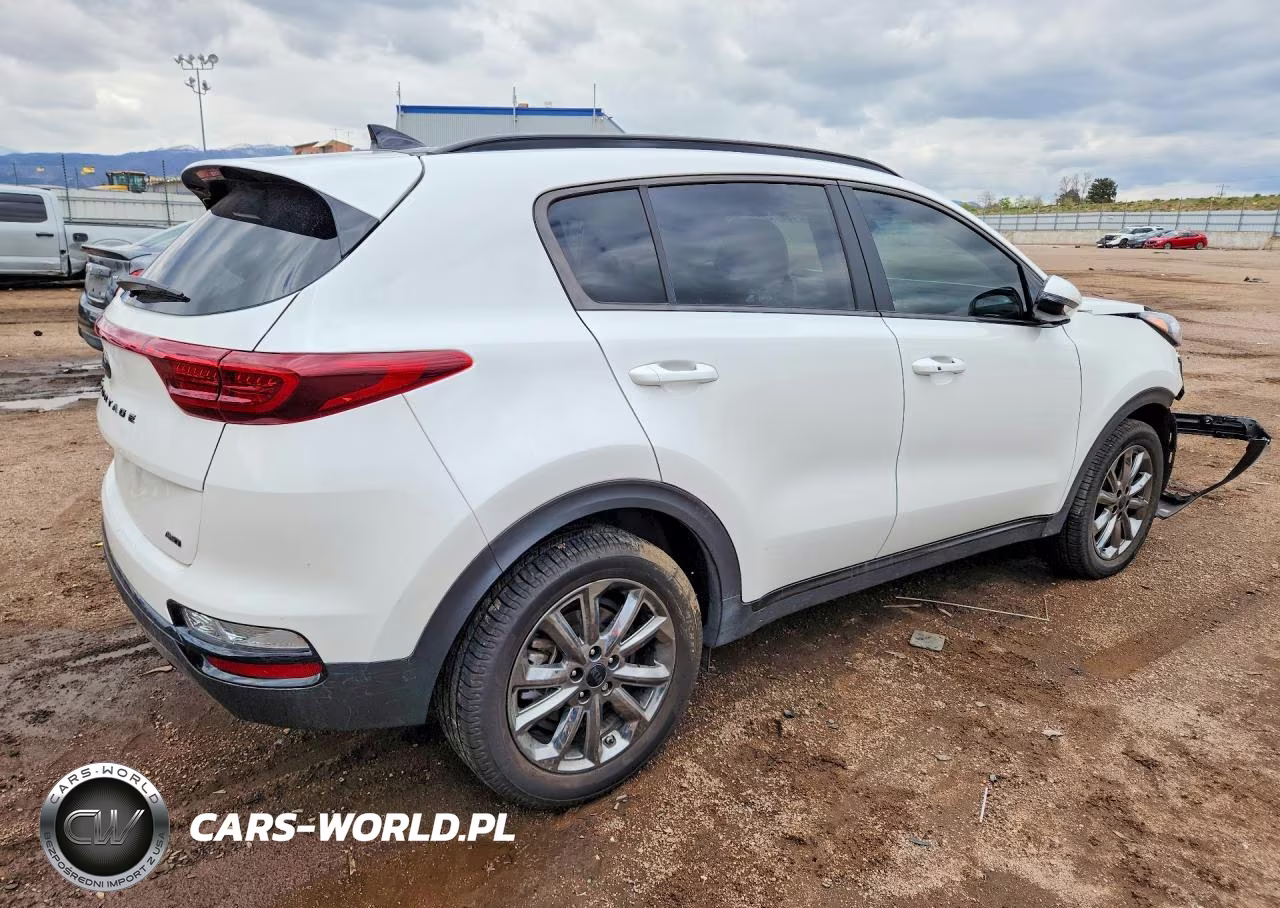 2021 Kia Sportage S VIN:KNDP6CAC8M7936016 - 3