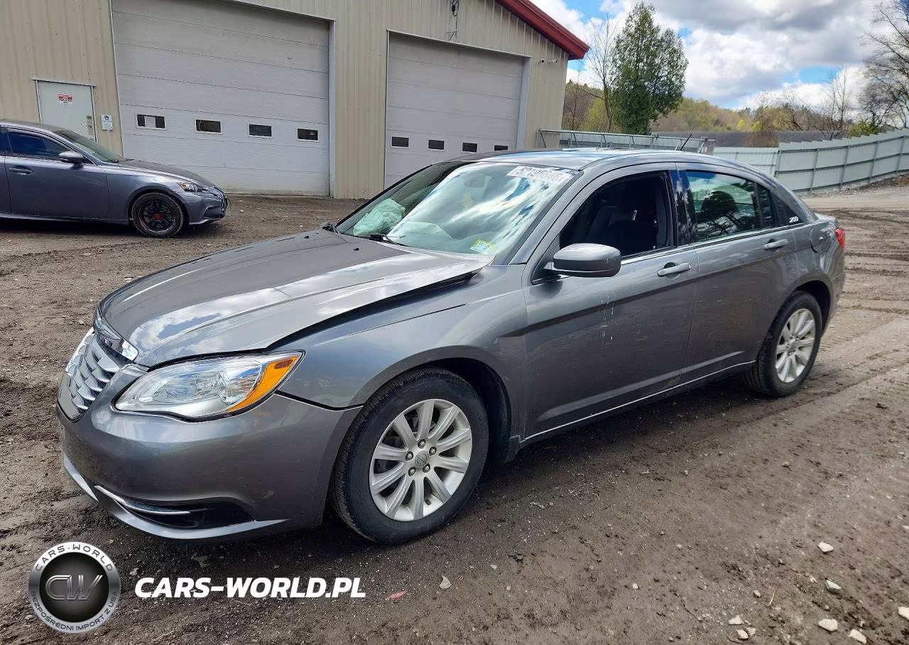 2012 Chrysler 200 Touring – zdjęcie 1 z 12