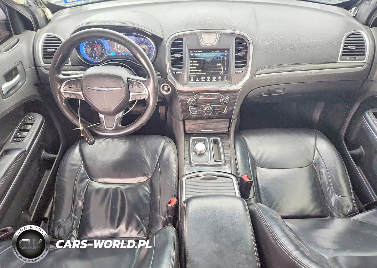 2016 Chrysler 300 Limited VIN:2C3CCAAG9GH197606 - 8