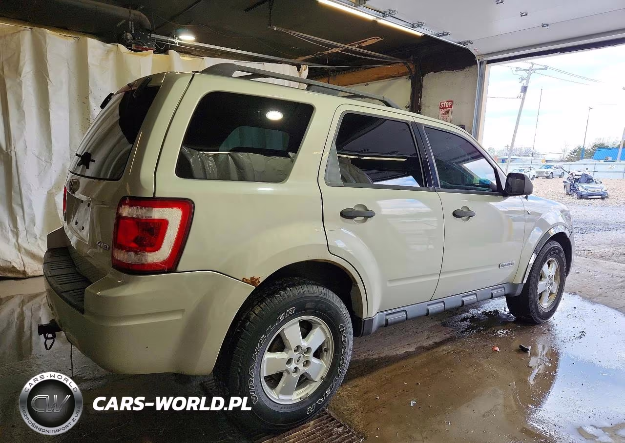 2008 Ford Escape Xlt VIN:1FMCU93188KB51674 - 3