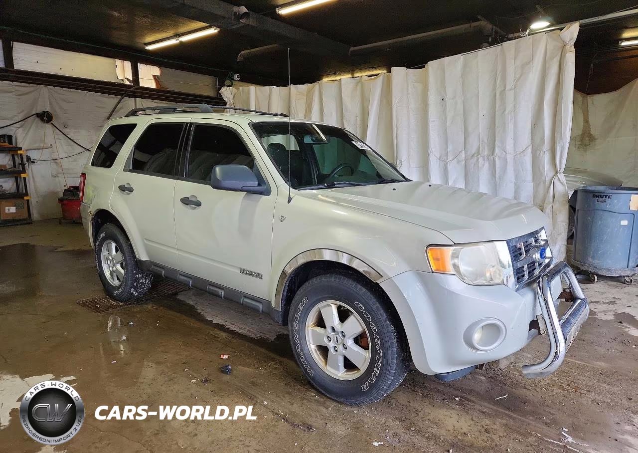 2008 Ford Escape Xlt VIN:1FMCU93188KB51674 - 4