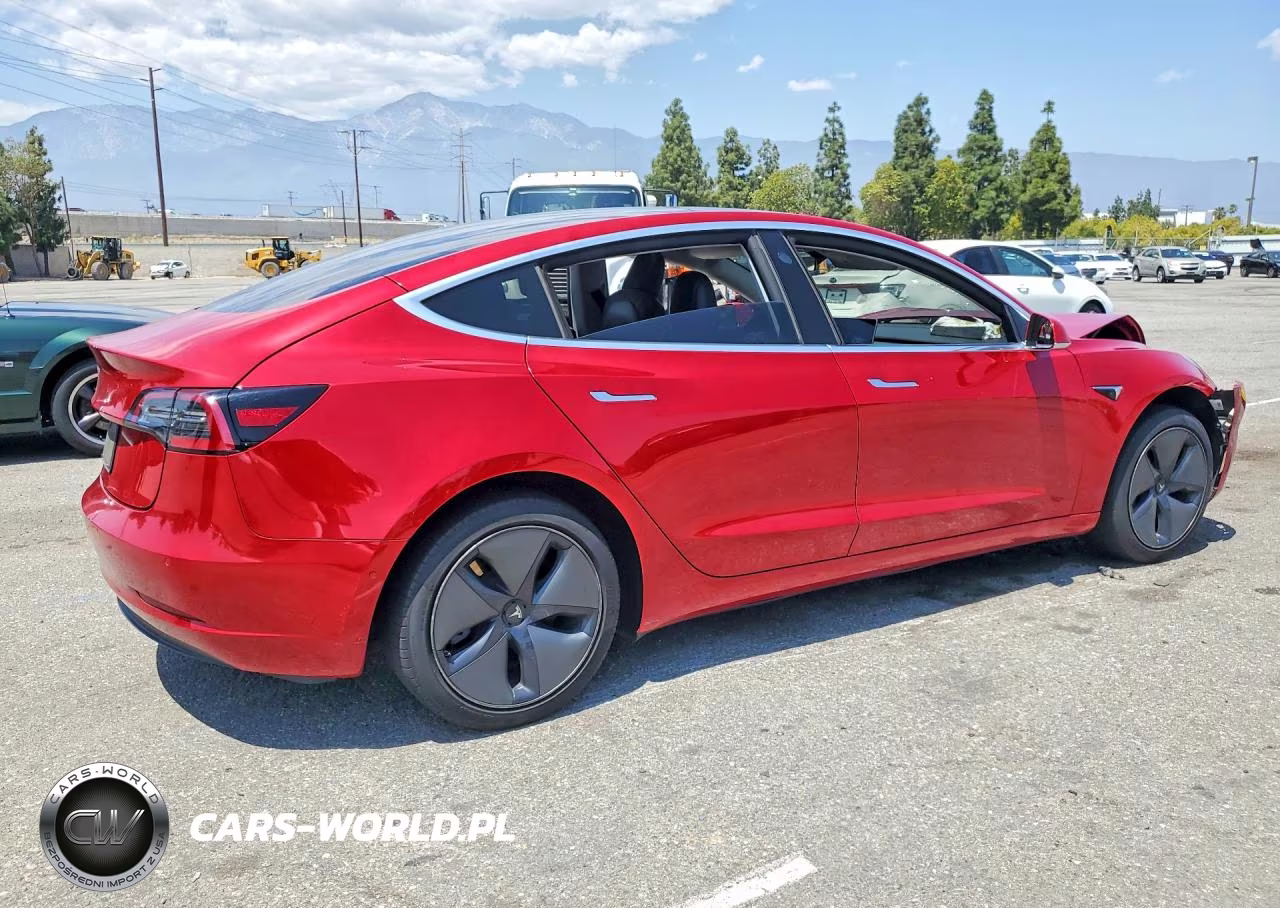 2020 Tesla Model 3 VIN:5YJ3E1EA4LF660697 - 3