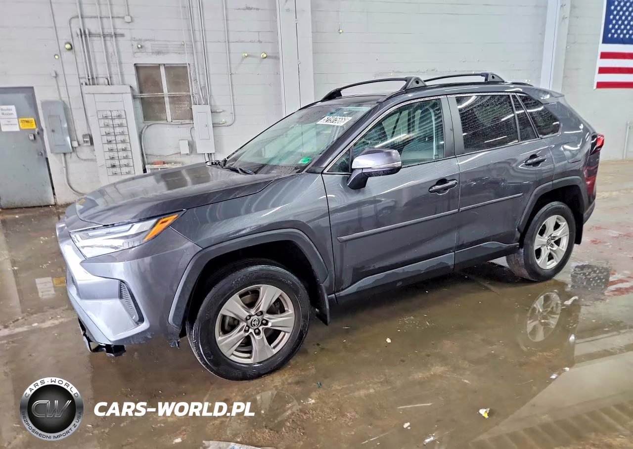 2023 Toyota Rav4 Xle – zdjęcie 1 z 13